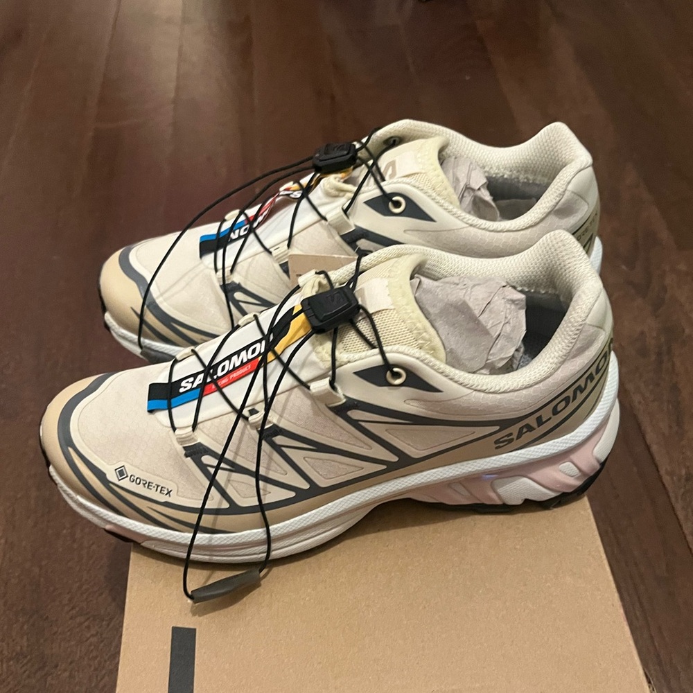 Salomon XT-6 Gore-Tex Almond Milk Mauve Sneakers